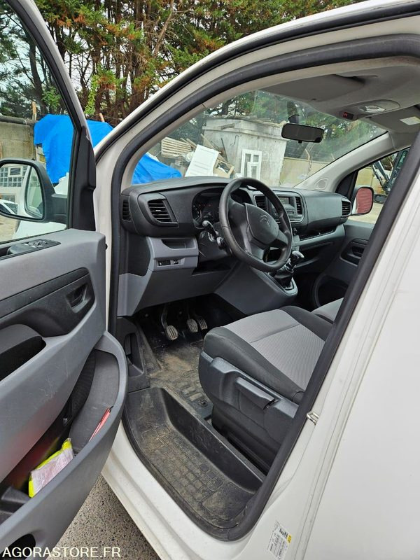 CITROEN JUMPY SPACE TOURER 9 places 240051 kms ANNÉE 2019 - Minibus, Putnički kombi: slika CITROEN JUMPY SPACE TOURER 9 places 240051 kms ANNÉE 2019 - Minibus, Putnički kombi CITROEN JUMPY SPACE TOURER 9 places 240051 kms ANNÉE 2019 - Minibus, Putnički kombi: slika CITROEN JUMPY SPACE TOURER 9 places 240051 kms ANNÉE 2019 - Minibus, Putnički kombi