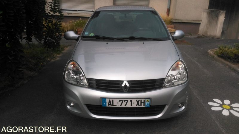 CLIO CAMPUS - Automobil: slika CLIO CAMPUS - Automobil CLIO CAMPUS - Automobil: slika CLIO CAMPUS - Automobil