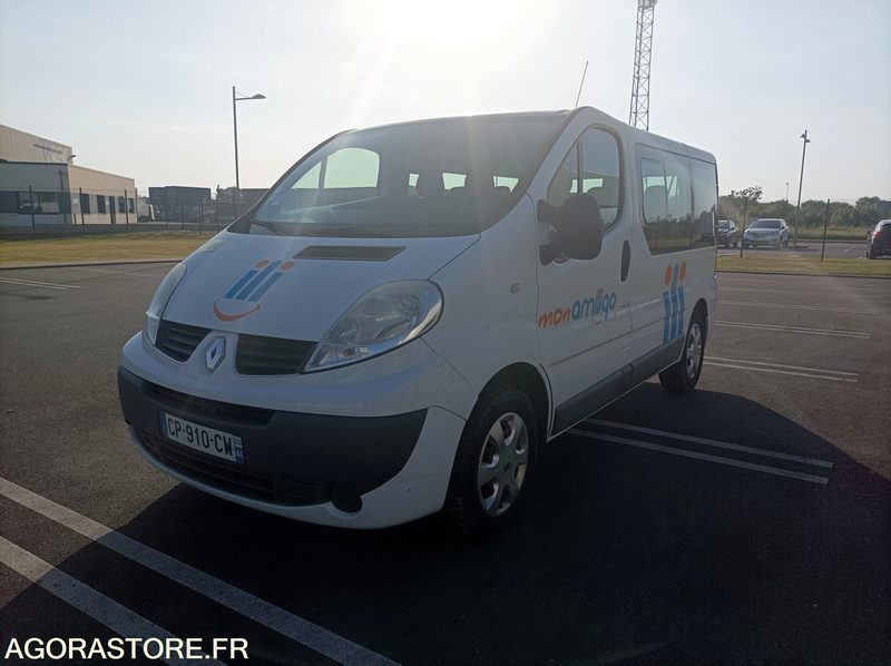 CP-910-CW - Roulant - RENAULT TRAFIC - VP - 9 Places - 308 000 Kms - Minibus, Putnički kombi: slika CP-910-CW - Roulant - RENAULT TRAFIC - VP - 9 Places - 308 000 Kms - Minibus, Putnički kombi CP-910-CW - Roulant - RENAULT TRAFIC - VP - 9 Places - 308 000 Kms - Minibus, Putnički kombi: slika CP-910-CW - Roulant - RENAULT TRAFIC - VP - 9 Places - 308 000 Kms - Minibus, Putnički kombi