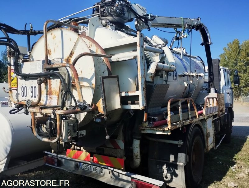 Camion 19t Hydrocureur Renault G300 Maxter 142142km – équipement Huwer - Vakum kamion: slika Camion 19t Hydrocureur Renault G300 Maxter 142142km – équipement Huwer - Vakum kamion Camion 19t Hydrocureur Renault G300 Maxter 142142km – équipement Huwer - Vakum kamion: slika Camion 19t Hydrocureur Renault G300 Maxter 142142km – équipement Huwer - Vakum kamion