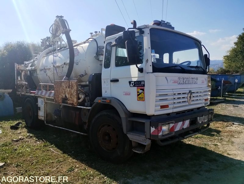 Camion 19t Hydrocureur Renault G300 Maxter 142142km – équipement Huwer - Vakum kamion: slika Camion 19t Hydrocureur Renault G300 Maxter 142142km – équipement Huwer - Vakum kamion Camion 19t Hydrocureur Renault G300 Maxter 142142km – équipement Huwer - Vakum kamion: slika Camion 19t Hydrocureur Renault G300 Maxter 142142km – équipement Huwer - Vakum kamion