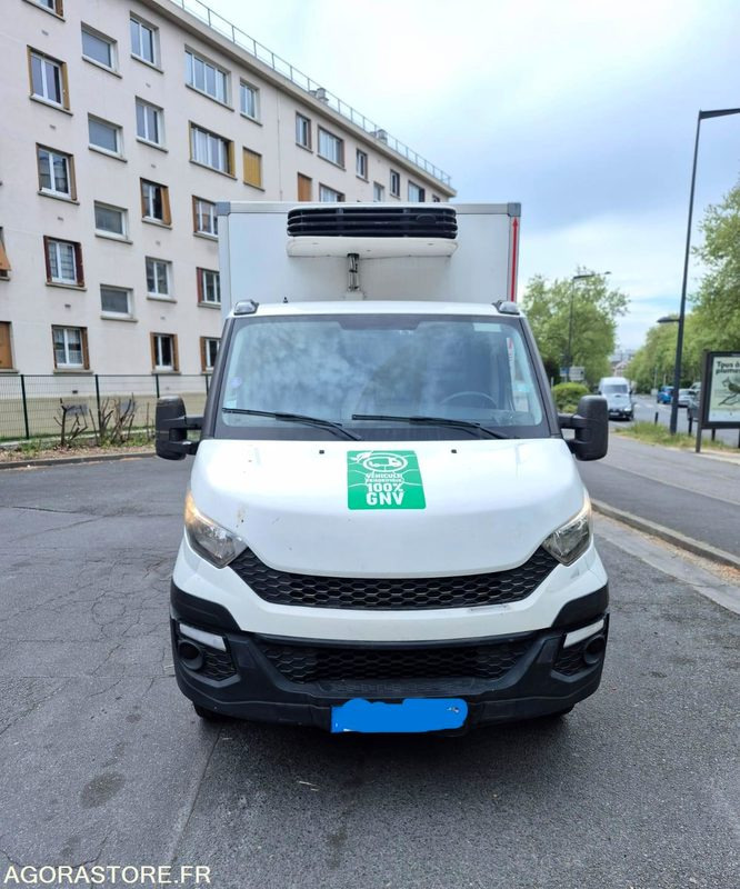 Camion Frigorifique - Iveco - 35C14N - 2016 - 152186km - Dostavno vozilo hladnjača: slika Camion Frigorifique - Iveco - 35C14N - 2016 - 152186km - Dostavno vozilo hladnjača Camion Frigorifique - Iveco - 35C14N - 2016 - 152186km - Dostavno vozilo hladnjača: slika Camion Frigorifique - Iveco - 35C14N - 2016 - 152186km - Dostavno vozilo hladnjača