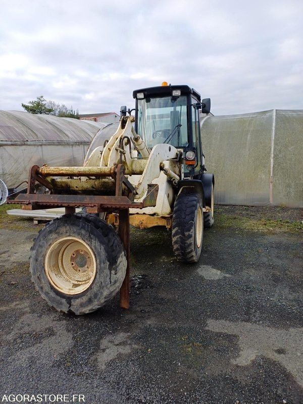 Chargeuse JCB 407 ZX - Utovarivač: slika Chargeuse JCB 407 ZX - Utovarivač Chargeuse JCB 407 ZX - Utovarivač: slika Chargeuse JCB 407 ZX - Utovarivač