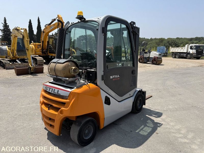 Chariot élévateur STILL 2T5 - 3300heures - Plinski viličar: slika Chariot élévateur STILL 2T5 - 3300heures - Plinski viličar Chariot élévateur STILL 2T5 - 3300heures - Plinski viličar: slika Chariot élévateur STILL 2T5 - 3300heures - Plinski viličar