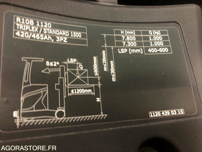 Chariot élévateur à mât rétractable - Regalni viličar: slika Chariot élévateur à mât rétractable - Regalni viličar Chariot élévateur à mât rétractable - Regalni viličar: slika Chariot élévateur à mât rétractable - Regalni viličar