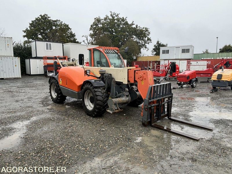 Chariot télescopique JLG 3512 - Teleskopski rukovatelj: slika Chariot télescopique JLG 3512 - Teleskopski rukovatelj Chariot télescopique JLG 3512 - Teleskopski rukovatelj: slika Chariot télescopique JLG 3512 - Teleskopski rukovatelj