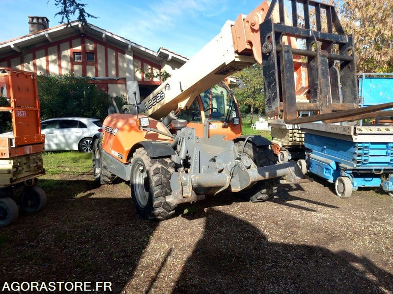 Chariot télescopique JLG 4013 - Teleskopski rukovatelj: slika Chariot télescopique JLG 4013 - Teleskopski rukovatelj Chariot télescopique JLG 4013 - Teleskopski rukovatelj: slika Chariot télescopique JLG 4013 - Teleskopski rukovatelj