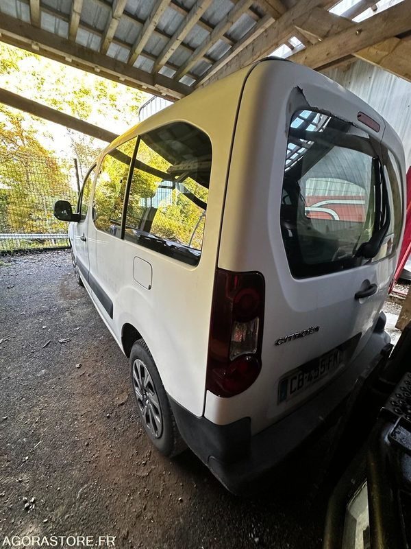 Citroen Berlingo 2012 240000 kms - Mali kombi: slika Citroen Berlingo 2012 240000 kms - Mali kombi Citroen Berlingo 2012 240000 kms - Mali kombi: slika Citroen Berlingo 2012 240000 kms - Mali kombi