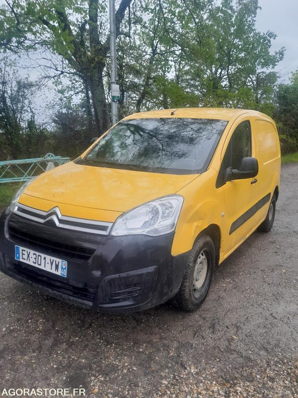 Citroën Berlingo - 2018 - 166000 KM - Mali kombi: slika Citroën Berlingo - 2018 - 166000 KM - Mali kombi Citroën Berlingo - 2018 - 166000 KM - Mali kombi: slika Citroën Berlingo - 2018 - 166000 KM - Mali kombi