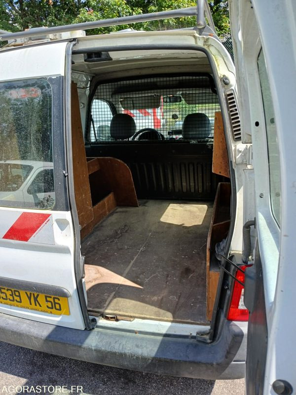 Citroën Berlingo (46906) - Mali kombi: slika Citroën Berlingo (46906) - Mali kombi Citroën Berlingo (46906) - Mali kombi: slika Citroën Berlingo (46906) - Mali kombi