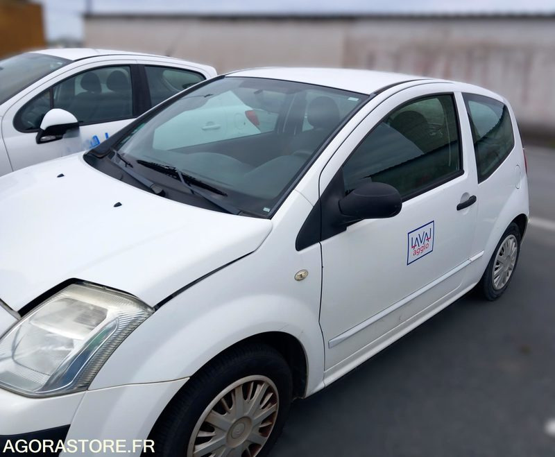 Citroen C2 AD508QG - Automobil: slika Citroen C2 AD508QG - Automobil Citroen C2 AD508QG - Automobil: slika Citroen C2 AD508QG - Automobil