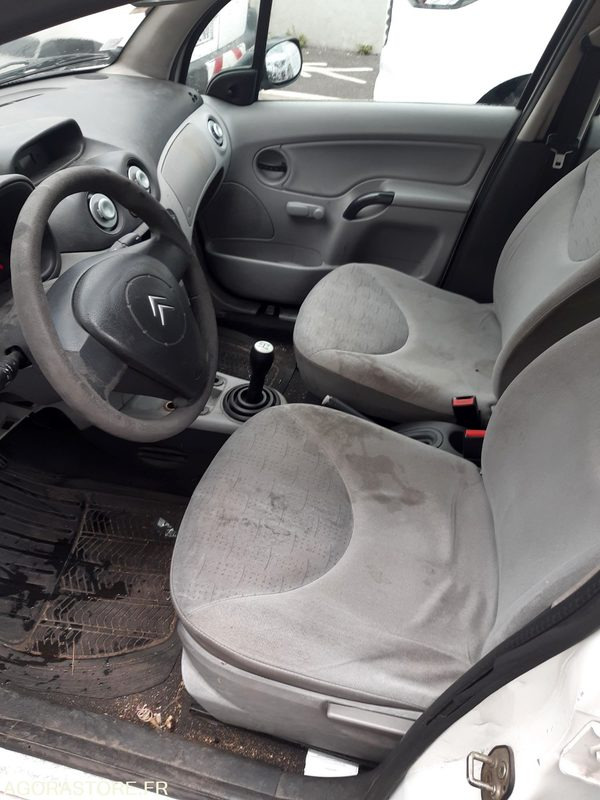 Citroen C3 - Automobil: slika Citroen C3 - Automobil Citroen C3 - Automobil: slika Citroen C3 - Automobil