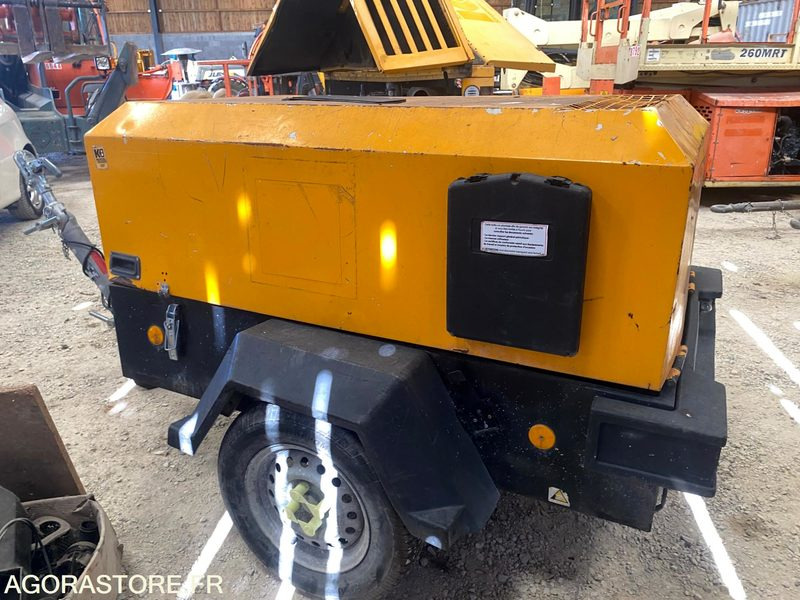 Compresseur de chantier DOOSAN 7/31 - INGERSOLL RAND - Zračni kompresor: slika Compresseur de chantier DOOSAN 7/31 - INGERSOLL RAND - Zračni kompresor Compresseur de chantier DOOSAN 7/31 - INGERSOLL RAND - Zračni kompresor: slika Compresseur de chantier DOOSAN 7/31 - INGERSOLL RAND - Zračni kompresor