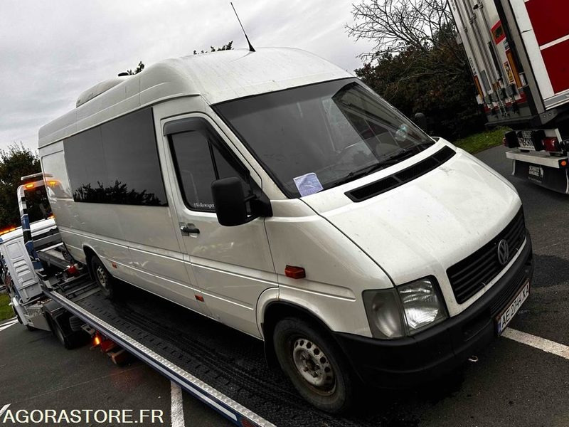 9 PLACES VOLKSWAGEN LT 35 TDI L3 H2 AIR CLIM - Dostavno vozilo: slika 9 PLACES VOLKSWAGEN LT 35 TDI L3 H2 AIR CLIM - Dostavno vozilo 9 PLACES VOLKSWAGEN LT 35 TDI L3 H2 AIR CLIM - Dostavno vozilo: slika 9 PLACES VOLKSWAGEN LT 35 TDI L3 H2 AIR CLIM - Dostavno vozilo