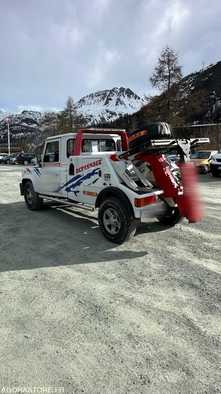 LAND ROVER DEFENDER Pick-up 2.4 Td4 4x4 122cv - Dostavno vozilo: slika LAND ROVER DEFENDER Pick-up 2.4 Td4 4x4 122cv - Dostavno vozilo LAND ROVER DEFENDER Pick-up 2.4 Td4 4x4 122cv - Dostavno vozilo: slika LAND ROVER DEFENDER Pick-up 2.4 Td4 4x4 122cv - Dostavno vozilo