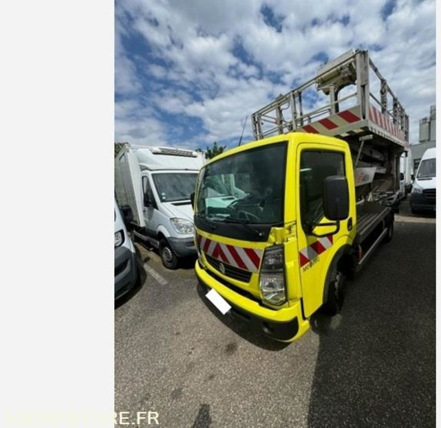 RENAULT MAXITY 2.5l 130CV NACELLE PASSERELLE ELEVATRICE - 2009 - 125 000km - Dostavno vozilo: slika RENAULT MAXITY 2.5l 130CV NACELLE PASSERELLE ELEVATRICE - 2009 - 125 000km - Dostavno vozilo RENAULT MAXITY 2.5l 130CV NACELLE PASSERELLE ELEVATRICE - 2009 - 125 000km - Dostavno vozilo: slika RENAULT MAXITY 2.5l 130CV NACELLE PASSERELLE ELEVATRICE - 2009 - 125 000km - Dostavno vozilo