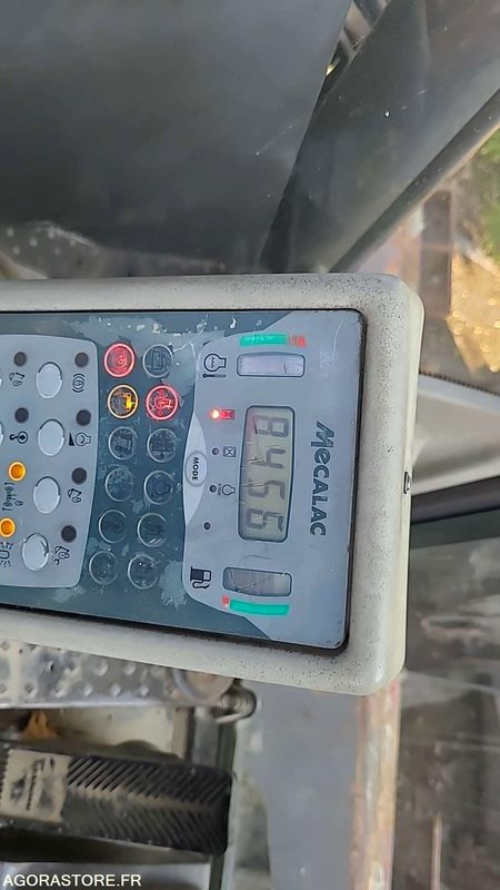 EAU 154 - Pellet hydraulique MECALAC 12 MXT - 2009 - Bager: slika  EAU 154 - Pellet hydraulique MECALAC 12 MXT - 2009 - Bager EAU 154 - Pellet hydraulique MECALAC 12 MXT - 2009 - Bager: slika  EAU 154 - Pellet hydraulique MECALAC 12 MXT - 2009 - Bager