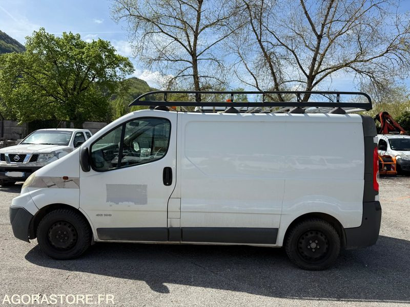 EQ505KX - RENAULT TRAFIC 1.9 dci 100 - - Furgon: slika EQ505KX - RENAULT TRAFIC 1.9 dci 100 - - Furgon EQ505KX - RENAULT TRAFIC 1.9 dci 100 - - Furgon: slika EQ505KX - RENAULT TRAFIC 1.9 dci 100 - - Furgon