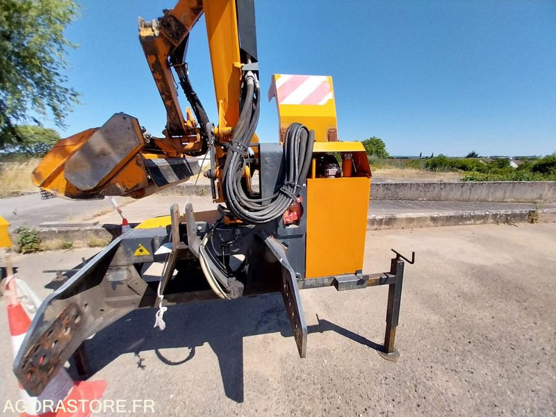 Epareuse NOREMAT VISIOBRA M57TE + Tête de fauchage NOREMAT - Kranska kosilica: slika Epareuse NOREMAT VISIOBRA M57TE + Tête de fauchage NOREMAT - Kranska kosilica Epareuse NOREMAT VISIOBRA M57TE + Tête de fauchage NOREMAT - Kranska kosilica: slika Epareuse NOREMAT VISIOBRA M57TE + Tête de fauchage NOREMAT - Kranska kosilica