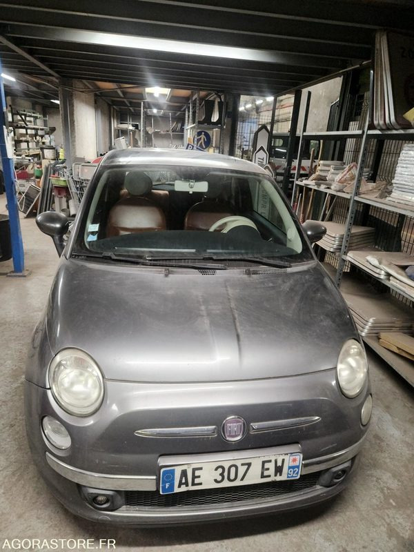 FIAT 500 - Automobil: slika FIAT 500 - Automobil FIAT 500 - Automobil: slika FIAT 500 - Automobil