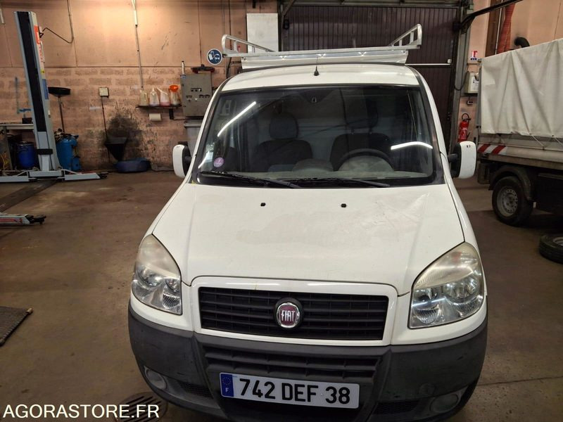 FIAT DOBLO CARGO GNV - Mali kombi: slika FIAT DOBLO CARGO GNV - Mali kombi FIAT DOBLO CARGO GNV - Mali kombi: slika FIAT DOBLO CARGO GNV - Mali kombi