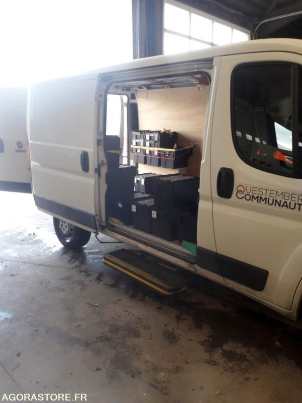 FIAT DUCATO L1/H1 Carburation essence/GNV 49511km 2019 - Furgon: slika FIAT DUCATO L1/H1 Carburation essence/GNV 49511km 2019 - Furgon FIAT DUCATO L1/H1 Carburation essence/GNV 49511km 2019 - Furgon: slika FIAT DUCATO L1/H1 Carburation essence/GNV 49511km 2019 - Furgon
