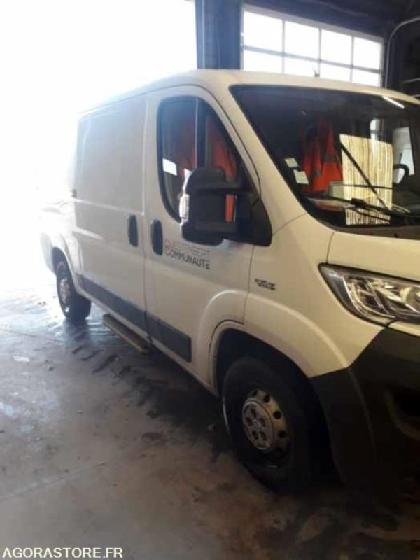 FIAT DUCATO L1/H1 Carburation essence/GNV 49511km 2019 - Furgon: slika FIAT DUCATO L1/H1 Carburation essence/GNV 49511km 2019 - Furgon FIAT DUCATO L1/H1 Carburation essence/GNV 49511km 2019 - Furgon: slika FIAT DUCATO L1/H1 Carburation essence/GNV 49511km 2019 - Furgon