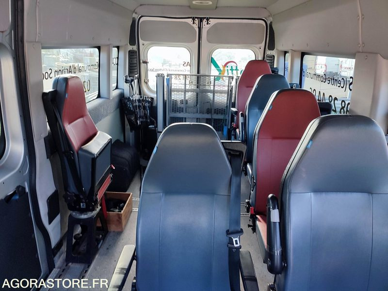 FIAT DUCATO TPMR - Roulant - 2009  (91 120 km) - Furgon: slika  FIAT DUCATO TPMR - Roulant - 2009  (91 120 km) - Furgon FIAT DUCATO TPMR - Roulant - 2009  (91 120 km) - Furgon: slika  FIAT DUCATO TPMR - Roulant - 2009  (91 120 km) - Furgon
