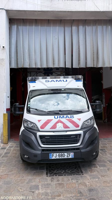 FJ-680-ZF - Non Roulant - PEUGEOT BOXER - SMUR - L3H2 4T - CG KS - 180 000 Kms - Furgon: slika FJ-680-ZF - Non Roulant - PEUGEOT BOXER - SMUR - L3H2 4T - CG KS - 180 000 Kms - Furgon FJ-680-ZF - Non Roulant - PEUGEOT BOXER - SMUR - L3H2 4T - CG KS - 180 000 Kms - Furgon: slika FJ-680-ZF - Non Roulant - PEUGEOT BOXER - SMUR - L3H2 4T - CG KS - 180 000 Kms - Furgon