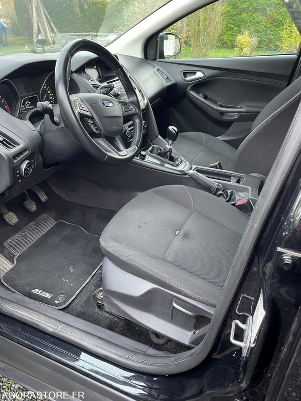 FORD-FOCUS-2015-170332KMS - Automobil: slika FORD-FOCUS-2015-170332KMS - Automobil FORD-FOCUS-2015-170332KMS - Automobil: slika FORD-FOCUS-2015-170332KMS - Automobil