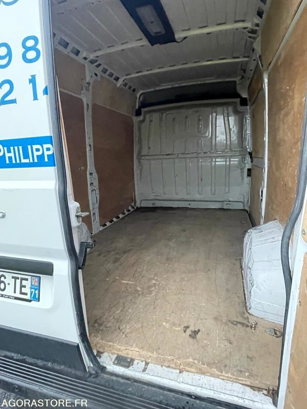 FOURGON FIAT DUCATO 75000 KM 2019 - Furgon: slika FOURGON FIAT DUCATO 75000 KM 2019 - Furgon FOURGON FIAT DUCATO 75000 KM 2019 - Furgon: slika FOURGON FIAT DUCATO 75000 KM 2019 - Furgon