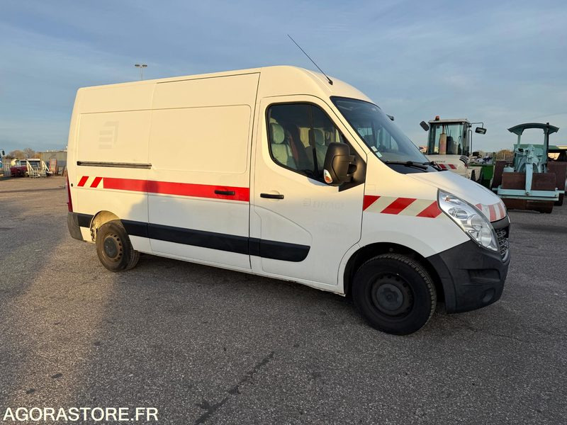 FOURGON RENAULT MASTER L2H2 - 2015 / 341014Km (M20590) - Furgon: slika FOURGON RENAULT MASTER L2H2 - 2015 / 341014Km (M20590) - Furgon FOURGON RENAULT MASTER L2H2 - 2015 / 341014Km (M20590) - Furgon: slika FOURGON RENAULT MASTER L2H2 - 2015 / 341014Km (M20590) - Furgon