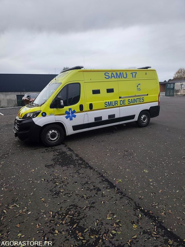 Fiat Ducato ambulance réformée 2020 - 278637kms - Vozilo hitne pomoći: slika Fiat Ducato ambulance réformée 2020 - 278637kms - Vozilo hitne pomoći Fiat Ducato ambulance réformée 2020 - 278637kms - Vozilo hitne pomoći: slika Fiat Ducato ambulance réformée 2020 - 278637kms - Vozilo hitne pomoći