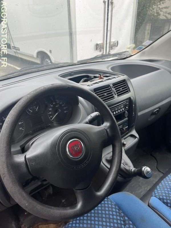 Fiat Scudo Frigo - 2016 - 97 749km - NON ROULANT - Furgon: slika Fiat Scudo Frigo - 2016 - 97 749km - NON ROULANT - Furgon Fiat Scudo Frigo - 2016 - 97 749km - NON ROULANT - Furgon: slika Fiat Scudo Frigo - 2016 - 97 749km - NON ROULANT - Furgon