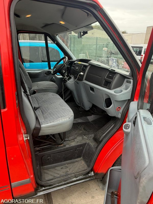 Ford - Minibus, Putnički kombi: slika Ford - Minibus, Putnički kombi Ford - Minibus, Putnički kombi: slika Ford - Minibus, Putnički kombi