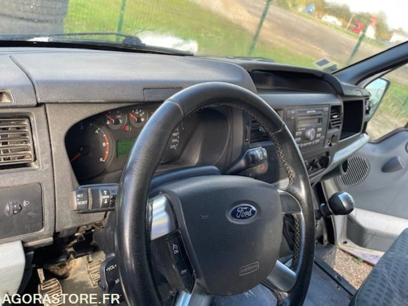 Ford Transit 2012 - Furgon: slika Ford Transit 2012 - Furgon Ford Transit 2012 - Furgon: slika Ford Transit 2012 - Furgon