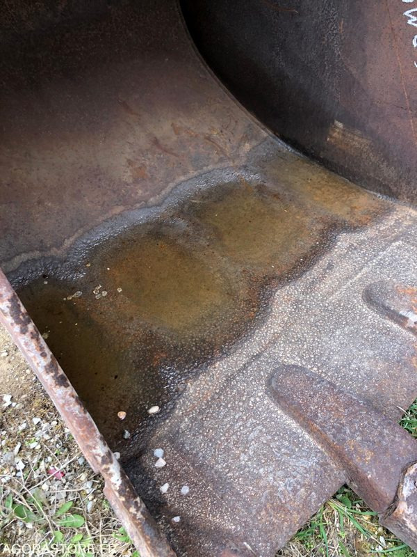 Godet CASE 110cm axes 60 et 75mm - Korpa za bager: slika Godet CASE 110cm axes 60 et 75mm - Korpa za bager Godet CASE 110cm axes 60 et 75mm - Korpa za bager: slika Godet CASE 110cm axes 60 et 75mm - Korpa za bager