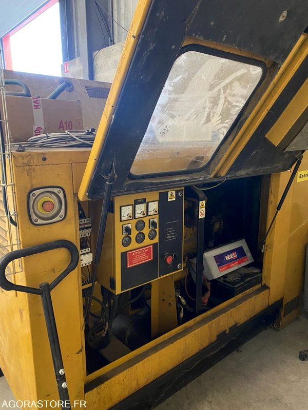 Groupe Electrogène 50 KVA ENERIA CAT - Generatorski set: slika Groupe Electrogène 50 KVA ENERIA CAT - Generatorski set Groupe Electrogène 50 KVA ENERIA CAT - Generatorski set: slika Groupe Electrogène 50 KVA ENERIA CAT - Generatorski set