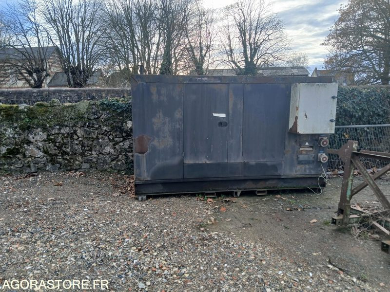 Groupe Electrogène 75kW marque Aquitaine Energie - Generatorski set: slika Groupe Electrogène 75kW marque Aquitaine Energie - Generatorski set Groupe Electrogène 75kW marque Aquitaine Energie - Generatorski set: slika Groupe Electrogène 75kW marque Aquitaine Energie - Generatorski set