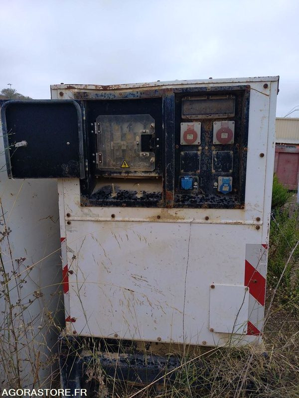 Groupe électrogène SDMO 60 kVA - Generatorski set: slika Groupe électrogène SDMO 60 kVA - Generatorski set Groupe électrogène SDMO 60 kVA - Generatorski set: slika Groupe électrogène SDMO 60 kVA - Generatorski set