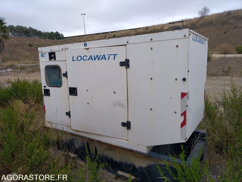 Groupe électrogène SDMO 60 kVA - Generatorski set: slika Groupe électrogène SDMO 60 kVA - Generatorski set Groupe électrogène SDMO 60 kVA - Generatorski set: slika Groupe électrogène SDMO 60 kVA - Generatorski set