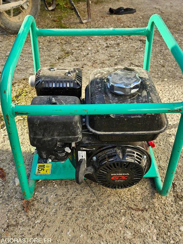 Groupe vibrant ge-5lh + pompe wp3lb - Građevinska oprema: slika Groupe vibrant ge-5lh + pompe wp3lb - Građevinska oprema Groupe vibrant ge-5lh + pompe wp3lb - Građevinska oprema: slika Groupe vibrant ge-5lh + pompe wp3lb - Građevinska oprema