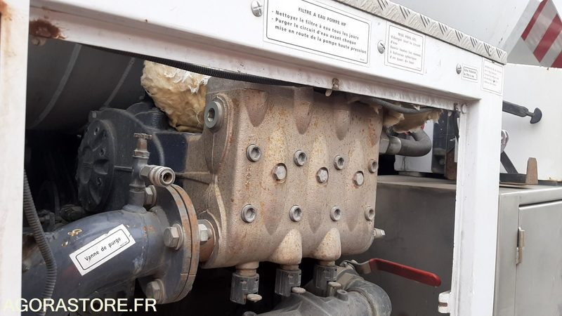 HYDROCUREUR MIXTE RENAULT PRENIUM - DP-470-VA-2002-335 513 KM Vente Export Excl - Vakum kamion: slika HYDROCUREUR MIXTE RENAULT PRENIUM - DP-470-VA-2002-335 513 KM Vente Export Excl - Vakum kamion HYDROCUREUR MIXTE RENAULT PRENIUM - DP-470-VA-2002-335 513 KM Vente Export Excl - Vakum kamion: slika HYDROCUREUR MIXTE RENAULT PRENIUM - DP-470-VA-2002-335 513 KM Vente Export Excl - Vakum kamion