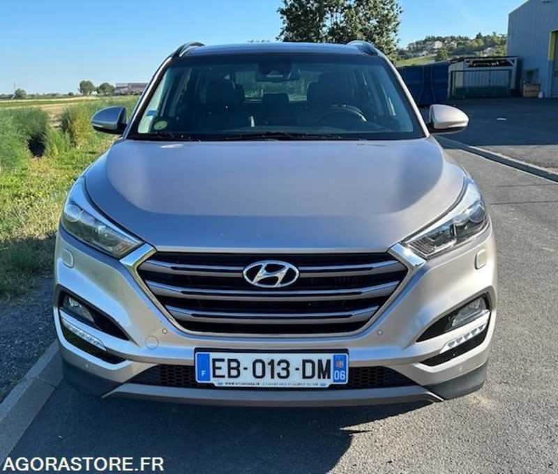 HYUNDAI TUCSON III 1.7 CRDI 141 CH EXECUTIVE 2WD DCT-7 - 2016 - 141 950 kms - SUV: slika HYUNDAI TUCSON III 1.7 CRDI 141 CH EXECUTIVE 2WD DCT-7 - 2016 - 141 950 kms - SUV HYUNDAI TUCSON III 1.7 CRDI 141 CH EXECUTIVE 2WD DCT-7 - 2016 - 141 950 kms - SUV: slika HYUNDAI TUCSON III 1.7 CRDI 141 CH EXECUTIVE 2WD DCT-7 - 2016 - 141 950 kms - SUV