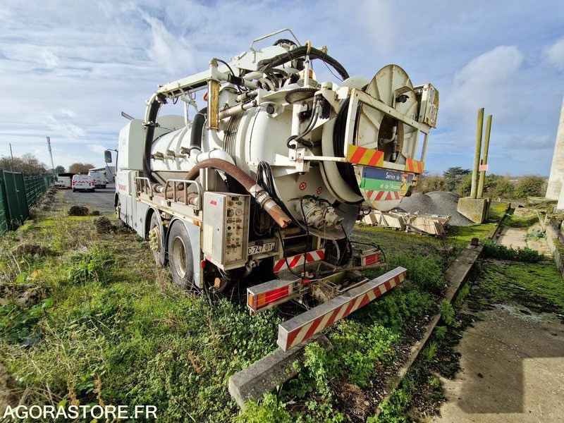 Hydrocureur Renault Premium - 2004 - 503400 kms - DC747DT - Vakum kamion: slika Hydrocureur Renault Premium - 2004 - 503400 kms - DC747DT - Vakum kamion Hydrocureur Renault Premium - 2004 - 503400 kms - DC747DT - Vakum kamion: slika Hydrocureur Renault Premium - 2004 - 503400 kms - DC747DT - Vakum kamion