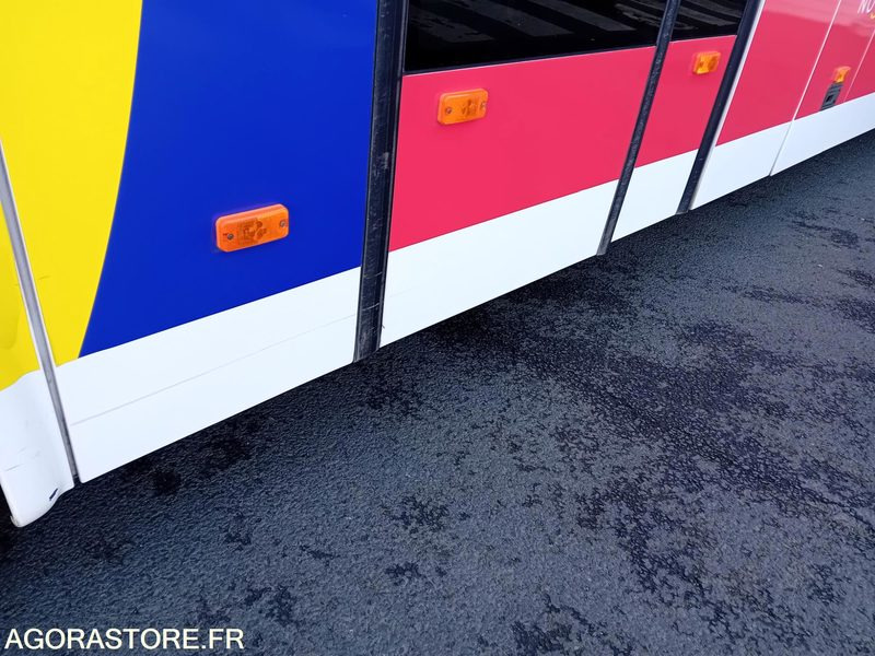 IVECO CROSSWAY LINE - DS 235 TY - E6 - 2015 - 450000 KM - BOX FAP HS - Turistički autobus: slika IVECO CROSSWAY LINE - DS 235 TY - E6 - 2015 - 450000 KM - BOX FAP HS - Turistički autobus IVECO CROSSWAY LINE - DS 235 TY - E6 - 2015 - 450000 KM - BOX FAP HS - Turistički autobus: slika IVECO CROSSWAY LINE - DS 235 TY - E6 - 2015 - 450000 KM - BOX FAP HS - Turistički autobus