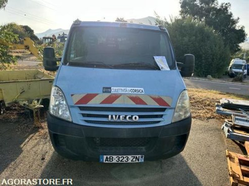 IVECO DAILY - 2009 - 176370KM - AB323ZN - Furgon: slika IVECO DAILY - 2009 - 176370KM - AB323ZN - Furgon IVECO DAILY - 2009 - 176370KM - AB323ZN - Furgon: slika IVECO DAILY - 2009 - 176370KM - AB323ZN - Furgon