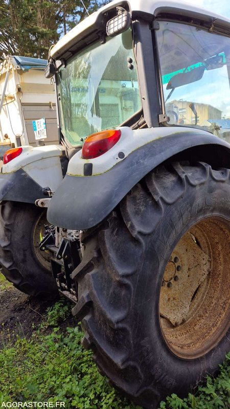 JHON DEERE M6220 - 2004 - Traktor: slika JHON DEERE M6220 - 2004 - Traktor JHON DEERE M6220 - 2004 - Traktor: slika JHON DEERE M6220 - 2004 - Traktor