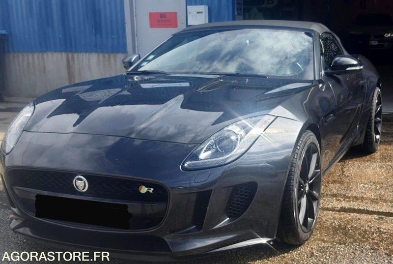 Jaguar F-Type - 2014 - 101000km - Automobil: slika Jaguar F-Type - 2014 - 101000km - Automobil Jaguar F-Type - 2014 - 101000km - Automobil: slika Jaguar F-Type - 2014 - 101000km - Automobil
