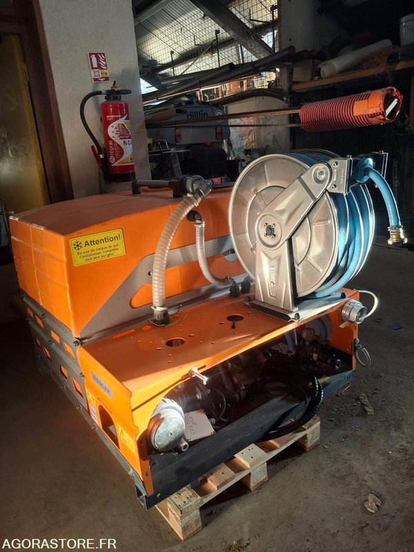 KIT D ARROSAGE POUR HOLDER C270 - Sustav navodnjavanja: slika KIT D ARROSAGE POUR HOLDER C270 - Sustav navodnjavanja KIT D ARROSAGE POUR HOLDER C270 - Sustav navodnjavanja: slika KIT D ARROSAGE POUR HOLDER C270 - Sustav navodnjavanja